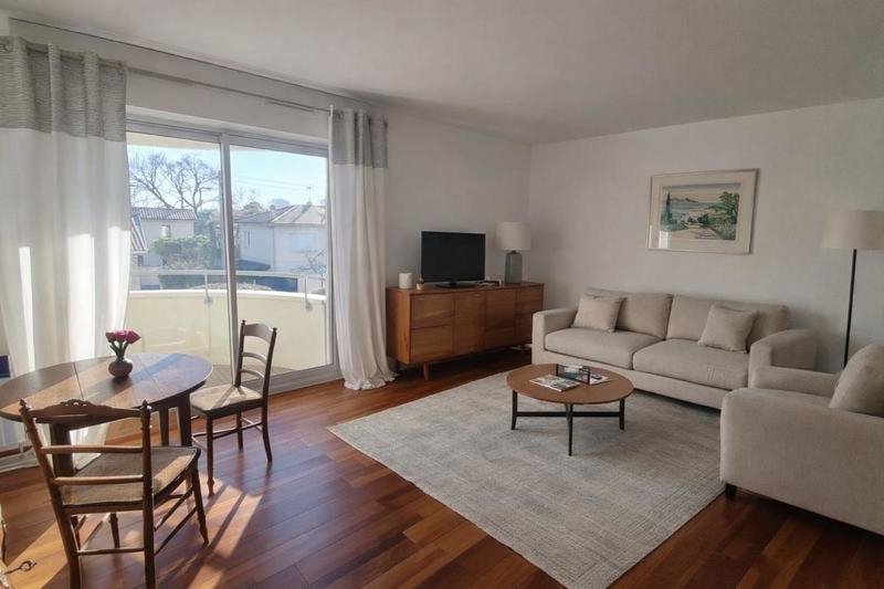 Appartement - 84 m² - 4 pièces