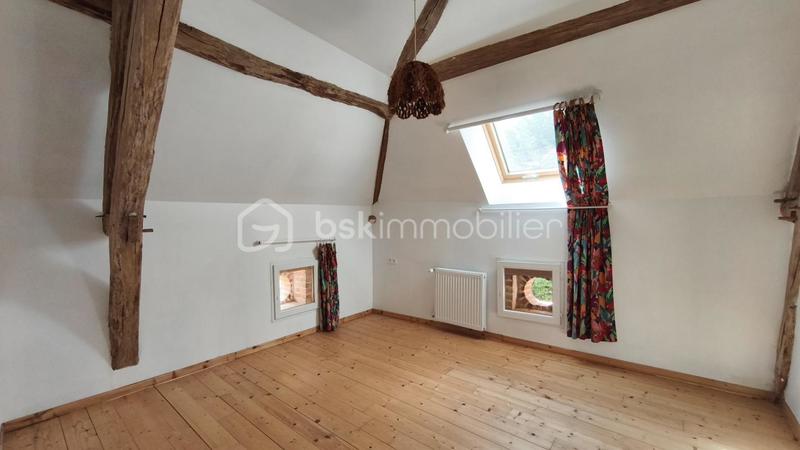 Propriété - 251 m² - 9 pièces