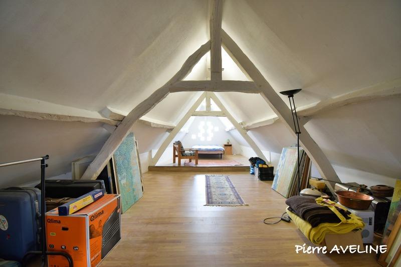 Maison - 410 m² - 11 pièces