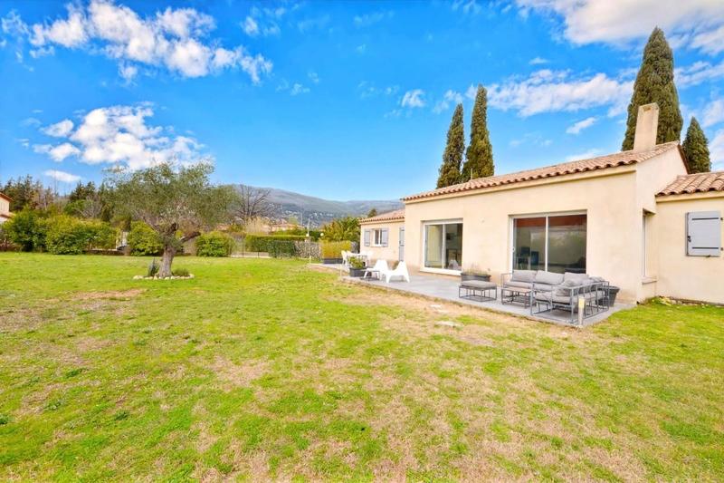 Maison - 160 m² - 4 pièces