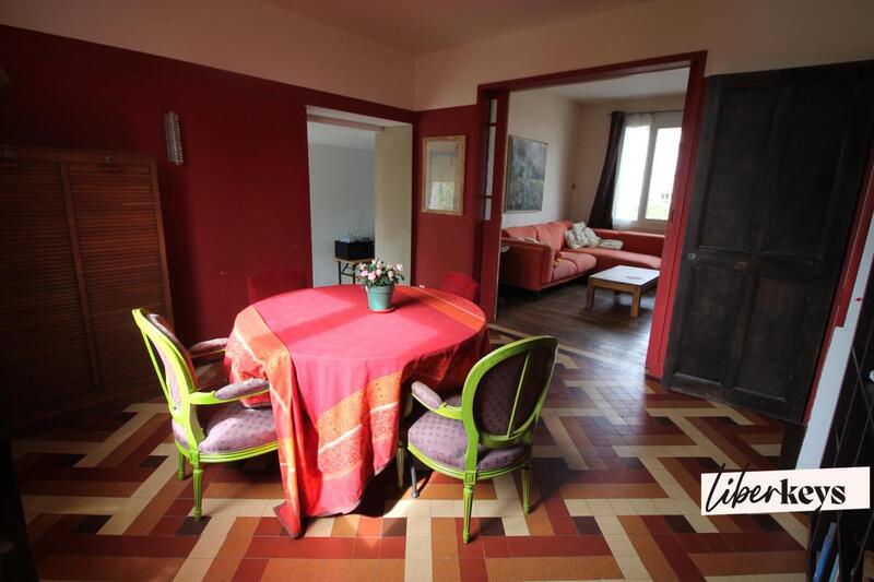 Maison - 94 m² - 5 pièces