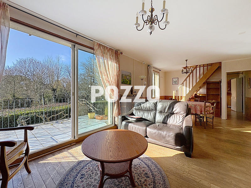 Maison - 95 m² - 6 pièces