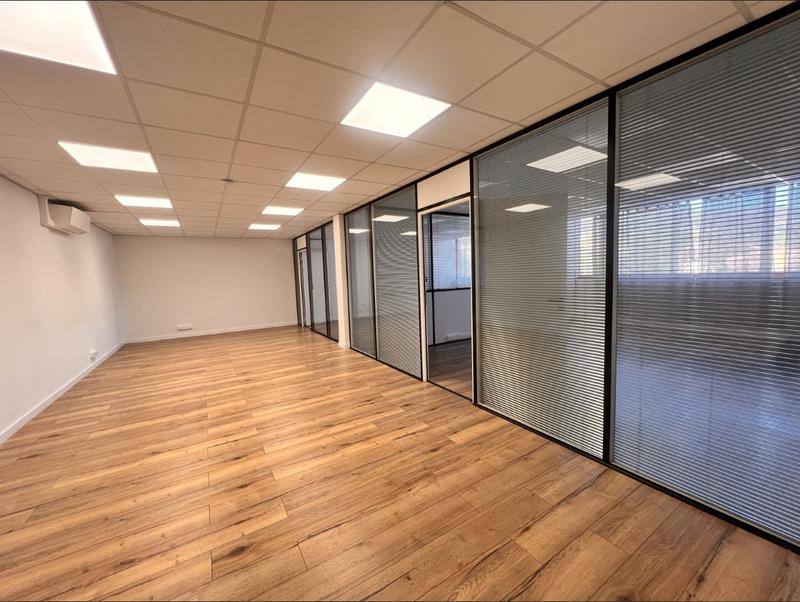 Bureau - 169 m²
