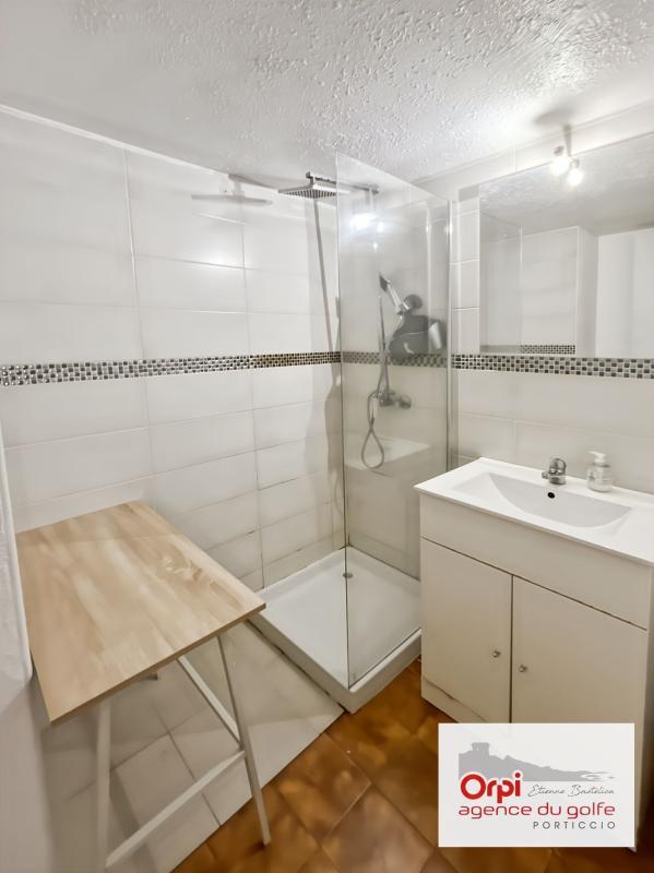 Appartement - 34 m² - 3 pièces