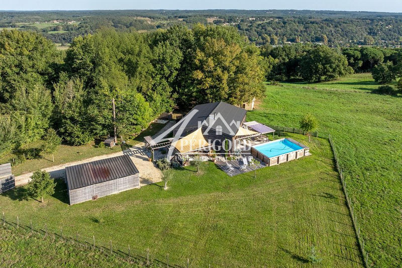 Maison contemporaine - 160 m² - 6 pièces