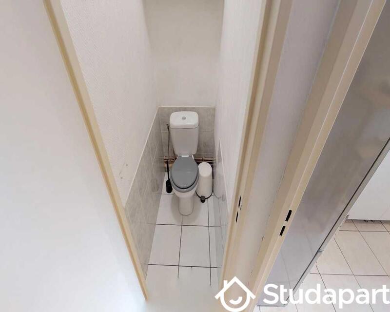 Chambre - 9 m² - 1 pièce