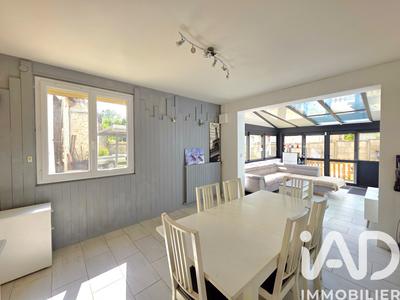 Maison - 102 m² - 6 pièces
