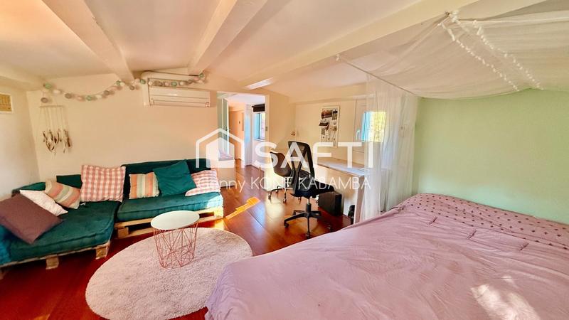 Maison - 171 m² - 7 pièces