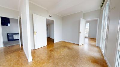 Appartement - 85 m² - 3 pièces