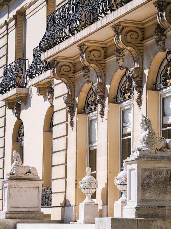 Manoir - 1 000 m² - 25 pièces