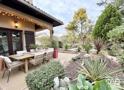 Maison - 153 m² - 7 pièces