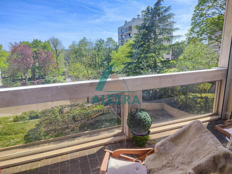 Appartement - 130 m² - 5 pièces