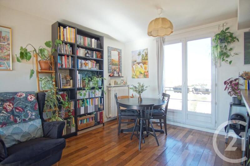 Appartement - 65 m² - 4 pièces