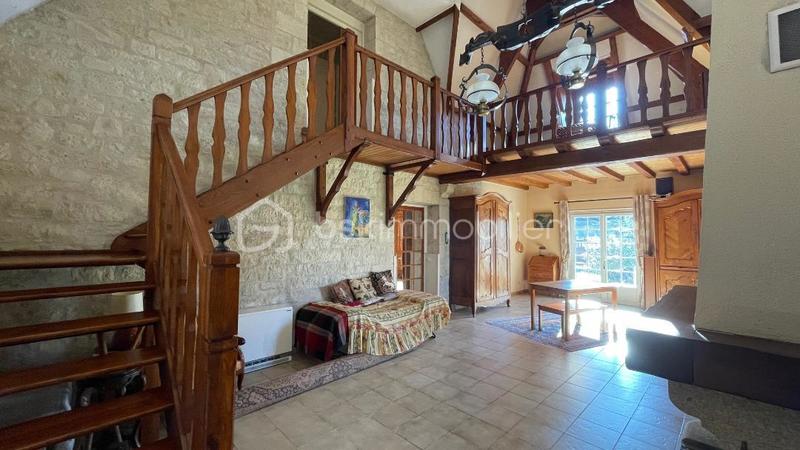 Propriété - 167 m² - 6 pièces