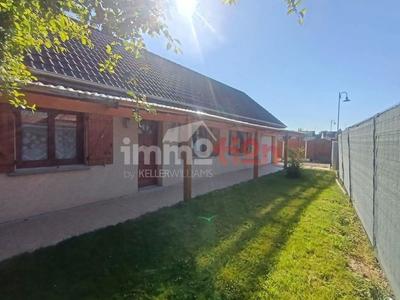 Maison - 97 m² - 5 pièces