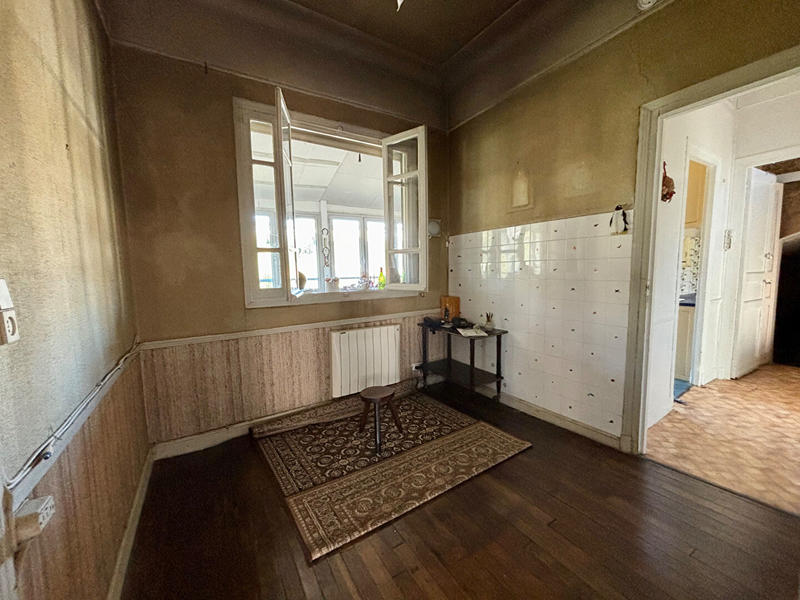 Maison - 100 m² - 12 pièces