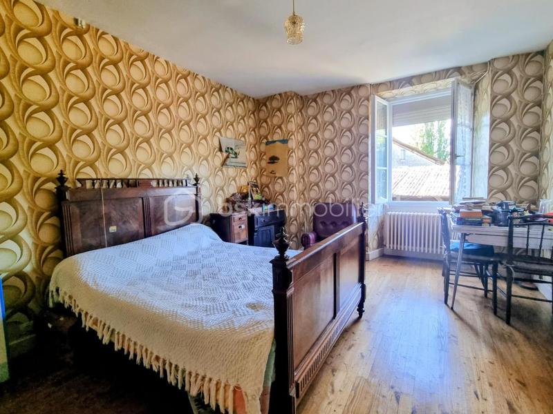 Maison en pierre - 121 m² - 6 pièces