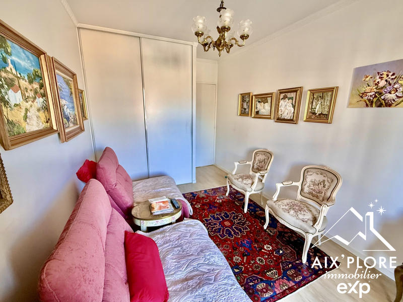 Appartement - 91 m² - 4 pièces