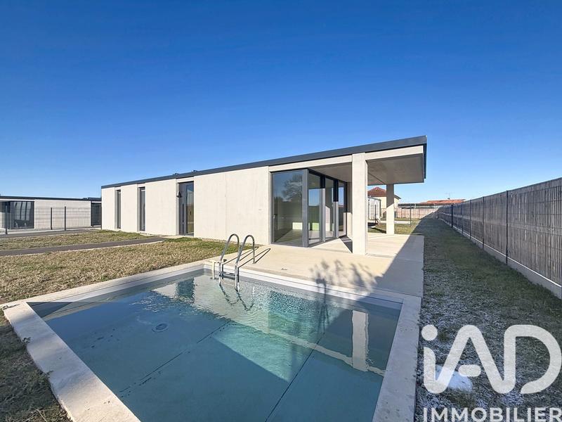 Maison - 104 m² - 5 pièces