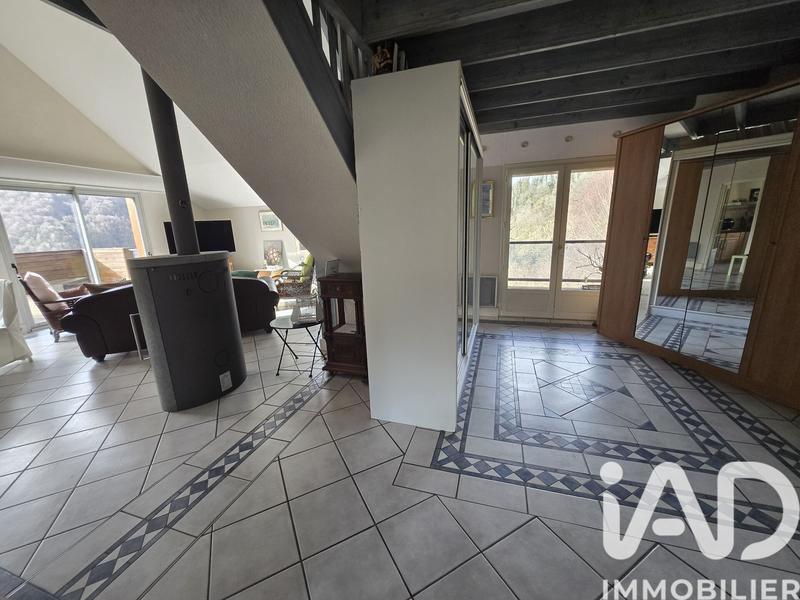 Maison - 140 m² - 4 pièces