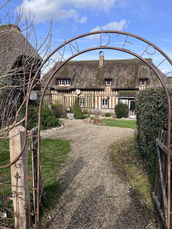 Propriété - 300 m² - 10 pièces