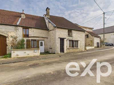 Maison - 97 m² - 4 pièces