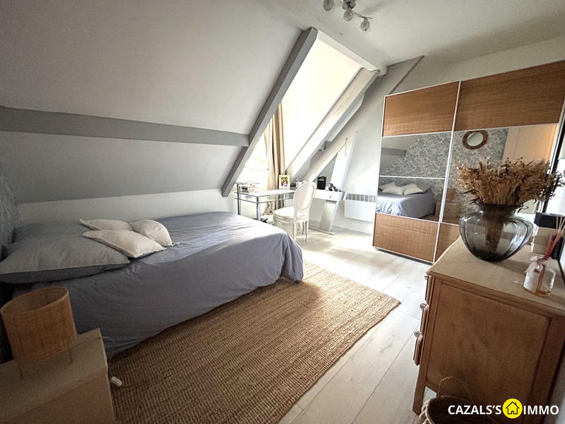 Maison traditionnelle - 139 m² - 6 pièces