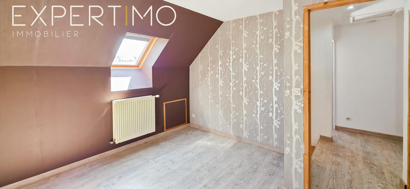 Maison - 150 m² - 8 pièces