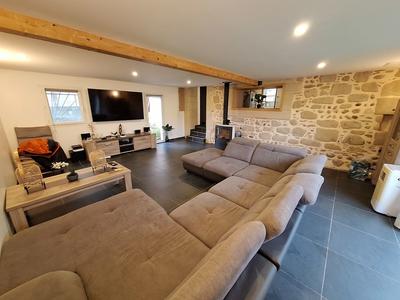 Maison - 150 m² - 5 pièces