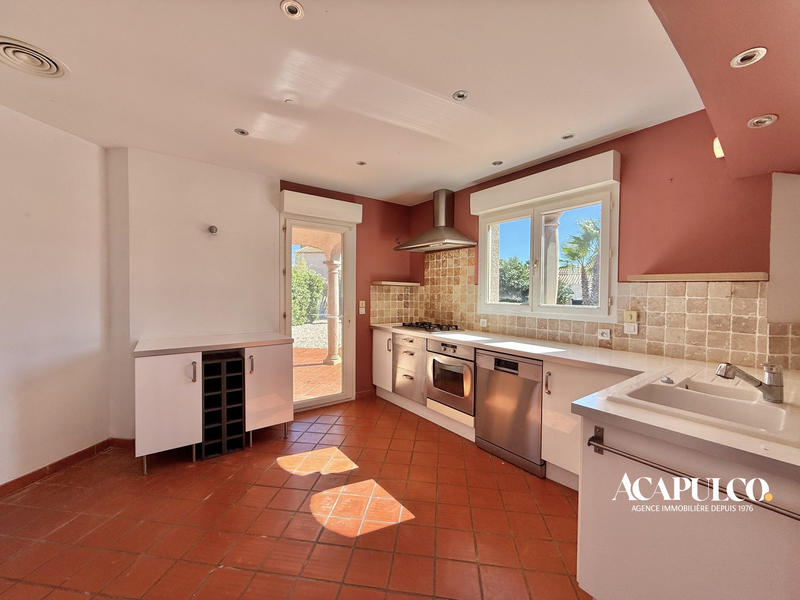 Maison - 138 m² - 5 pièces