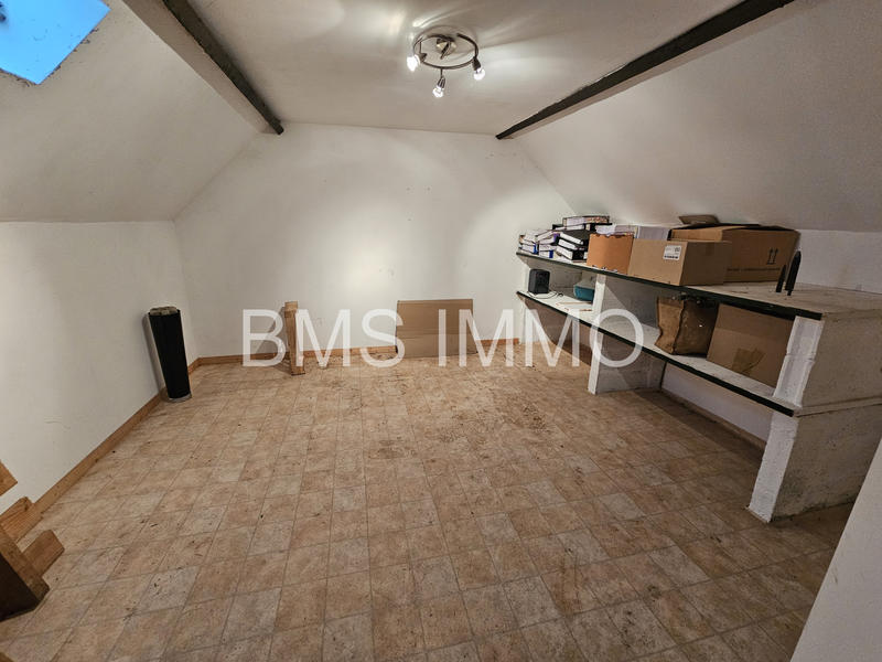 Maison - 93 m² - 4 pièces