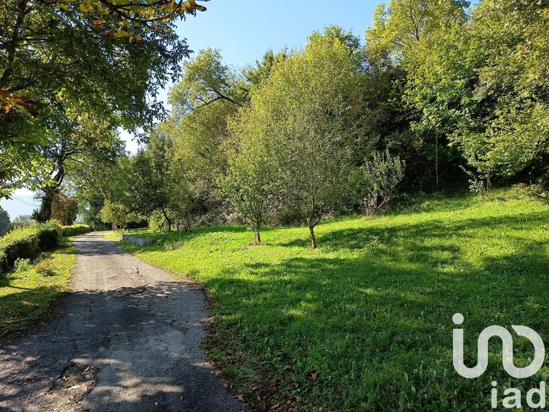 Maison - 207 m² - 15 pièces