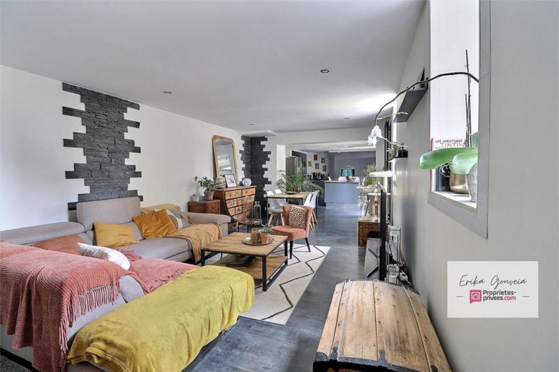 Appartement - 130 m² - 5 pièces