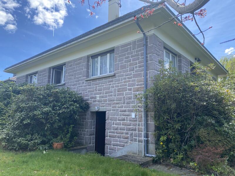 Maison - 122 m² - 5 pièces