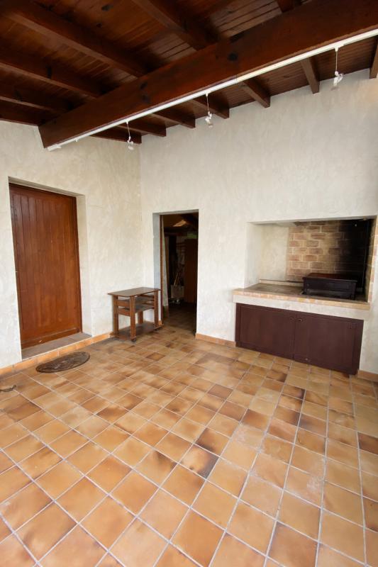 Maison - 241 m² - 8 pièces