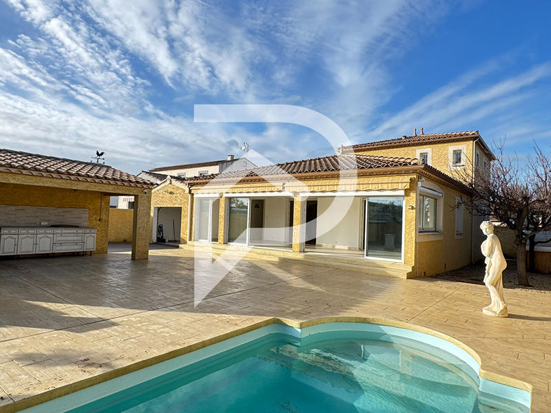 Maison - 172 m² - 4 pièces