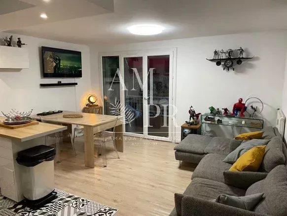 Appartement - 71 m² - 4 pièces