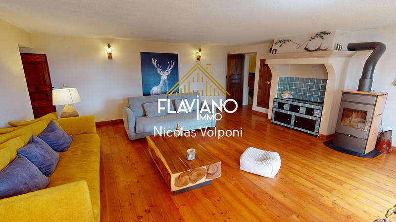 Maison - 205 m² - 7 pièces