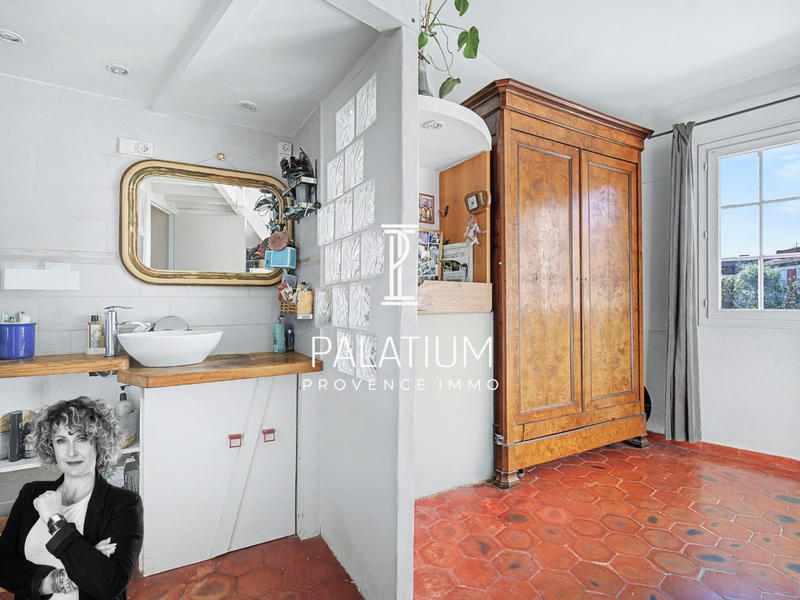 Appartement - 81 m² - 4 pièces