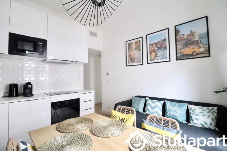 Chambre - 12 m² - 1 pièce