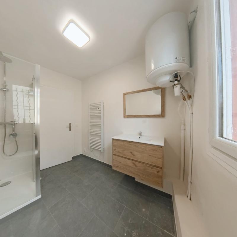 Appartement - 90 m² - 4 pièces