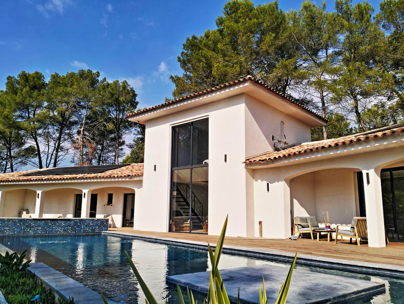 Villa - 350 m² - 9 pièces