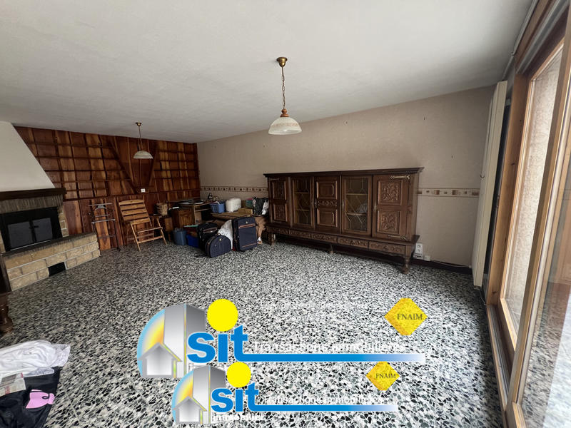 Maison - 176 m² - 8 pièces