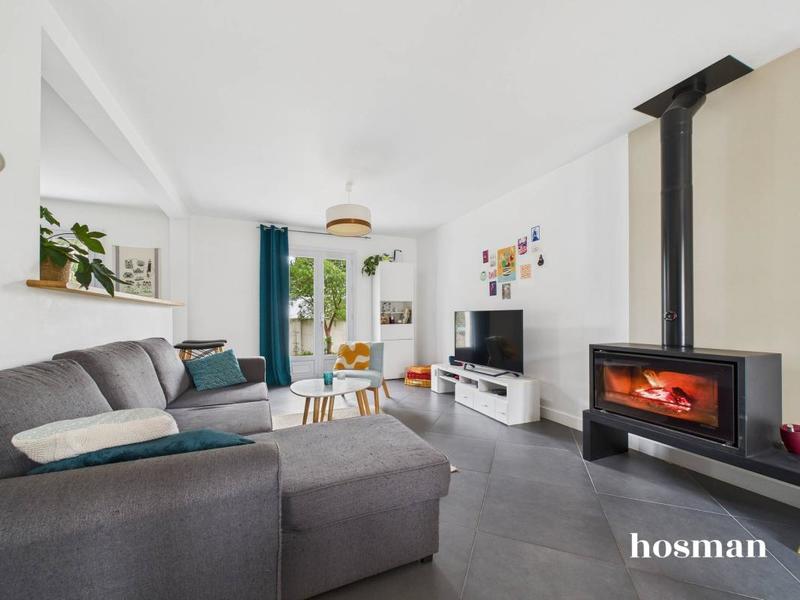 Maison - 100 m² - 6 pièces