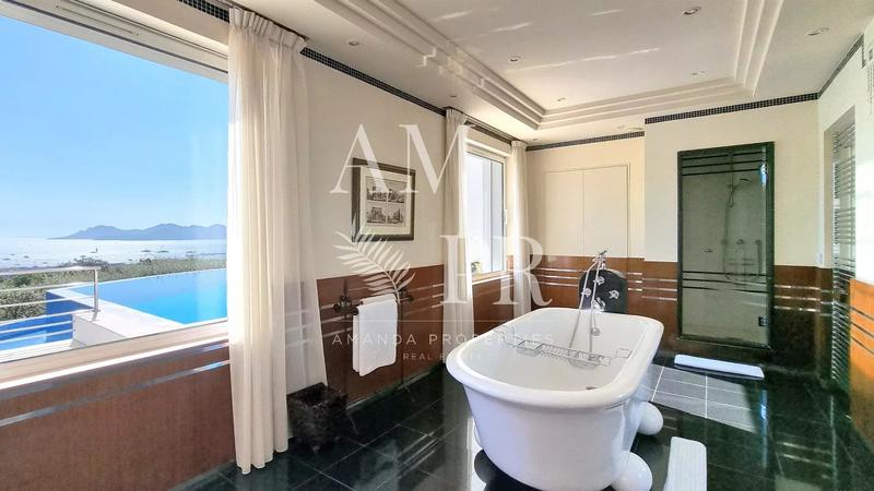 Villa - 480 m² - 10 pièces