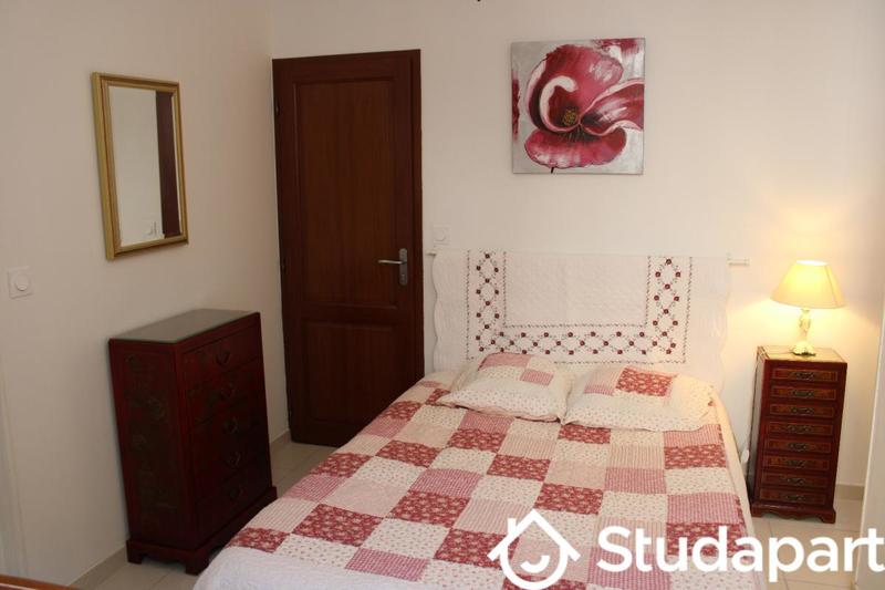 Chambre - 14 m² - 1 pièce