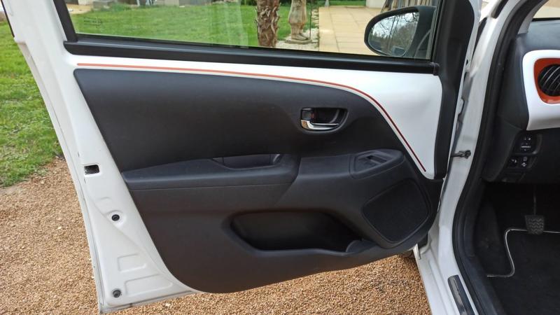 Peugeot 108 1.0 VTi 72 Roland-Garros