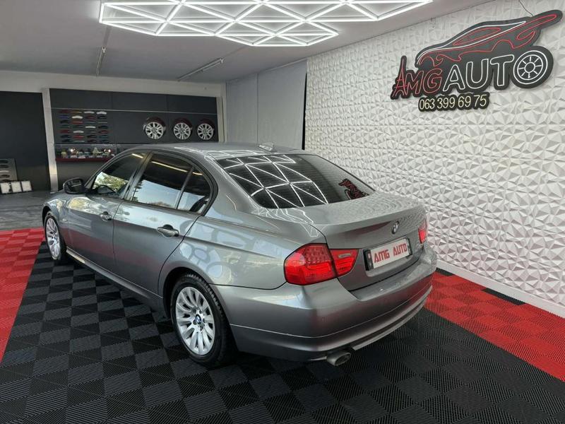 Bmw 320 (E90) Lci 320d 2.0 16v 177 Cv