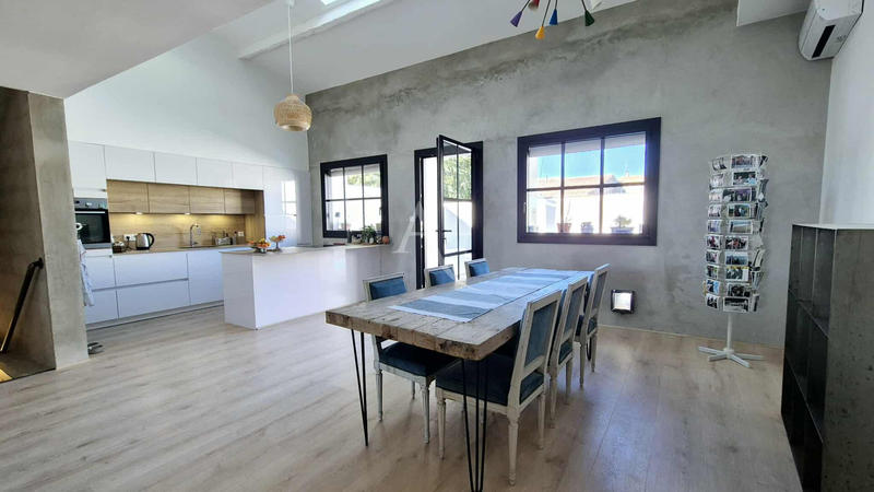 Maison - 150 m² - 6 pièces