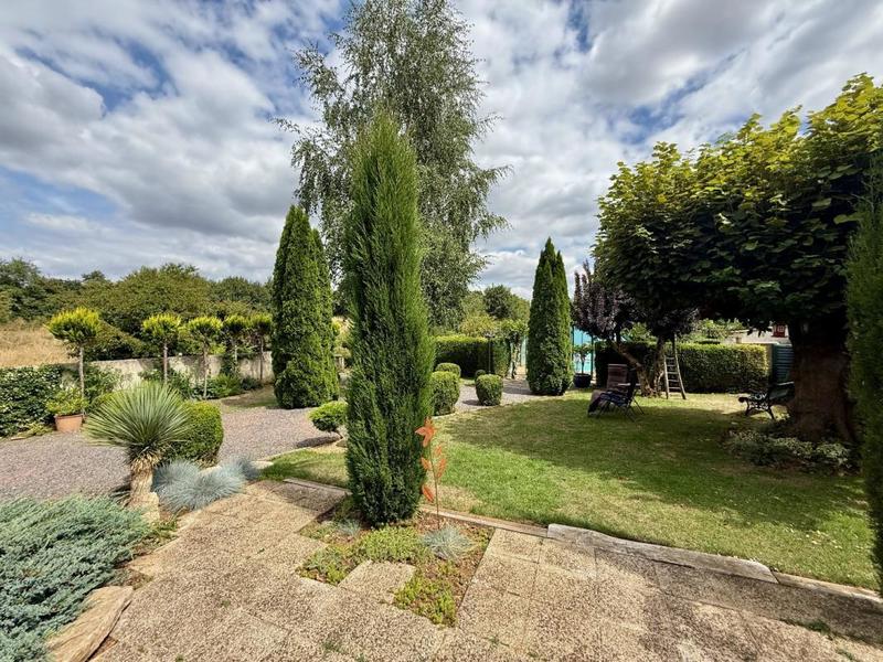 Maison - 174 m² - 7 pièces